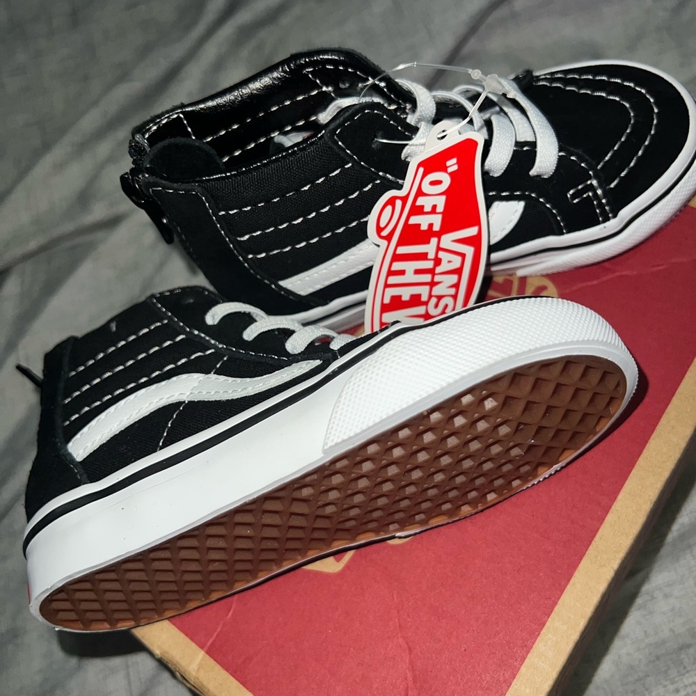 Sk8-Hi Zip